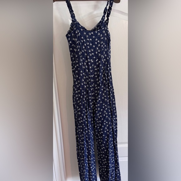 Urban Outfitters Easy Ruffle Jumpsuit (XS) - Picture 7 of 7